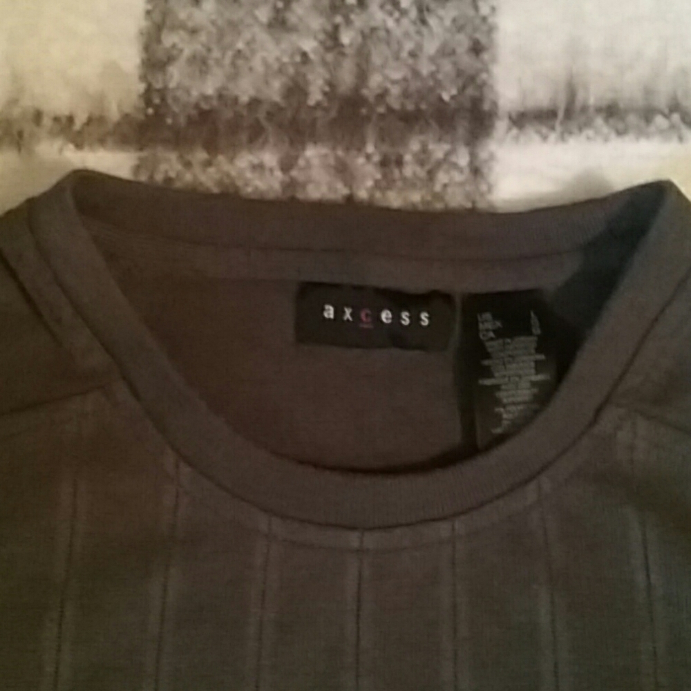 ๐ Axcess tee - Picture 2 of 3